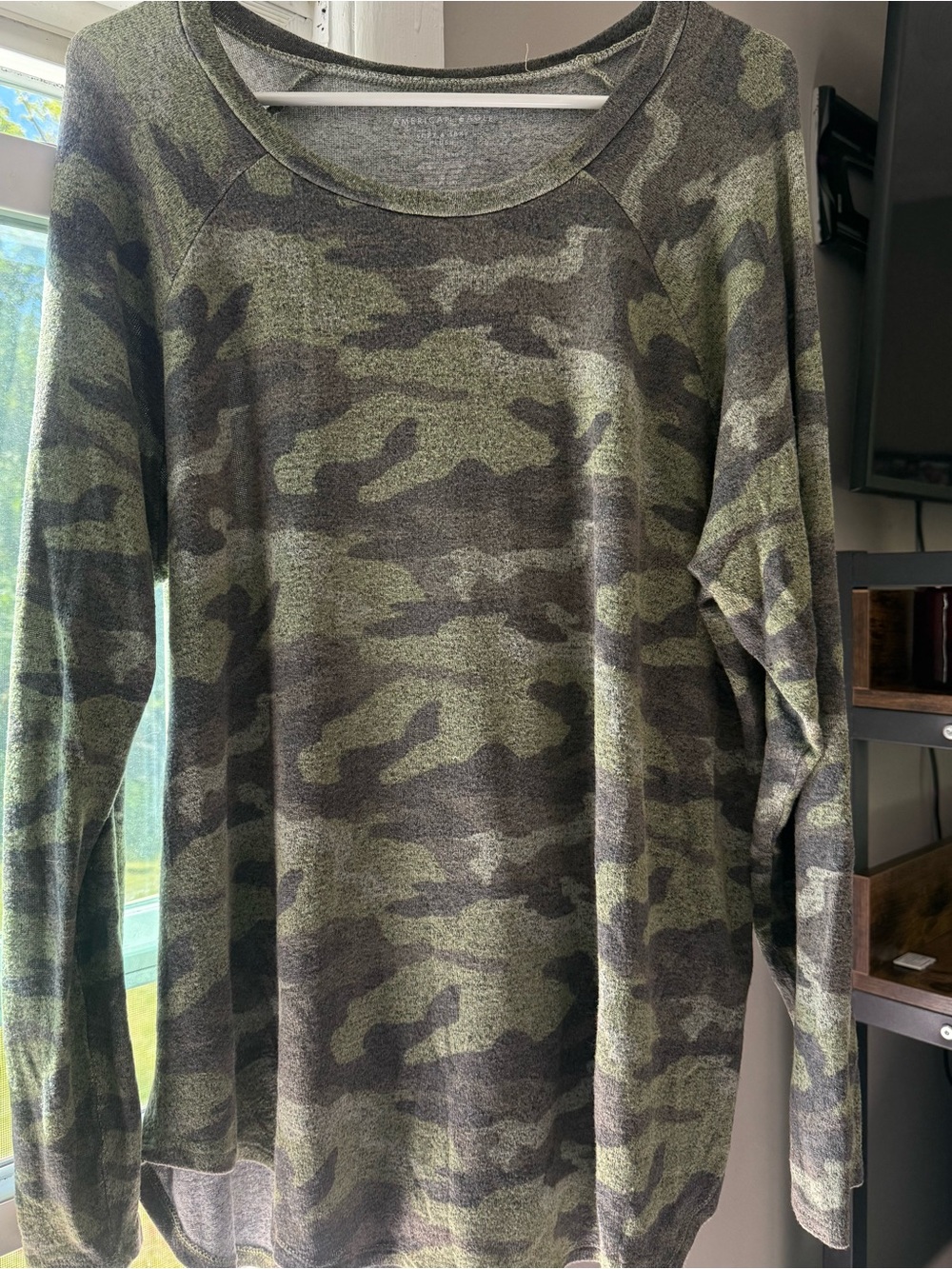 American Eagle Camo Crewneck sweater
